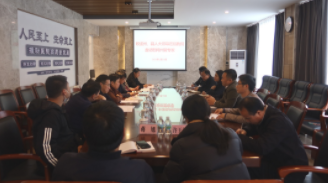 红河州人大常委会领导到我院慰问州管专家马学智主任医师