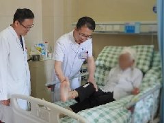 九旬老人再遇股骨颈骨折，微创DAA人工关节置换术再创快速康复